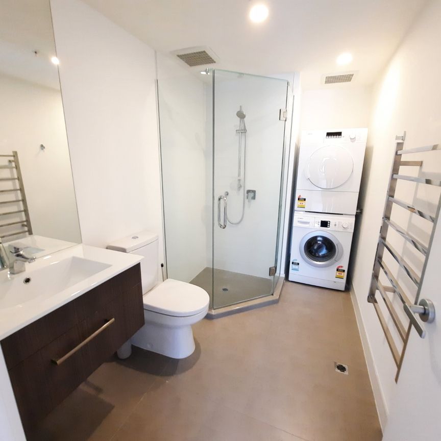 Spacious One Bedroom in SugarTree - Photo 1