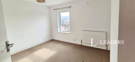 2 bedroom house to rent Alma Road, Lowestoft, Suffolk, NR32 - Photo 4