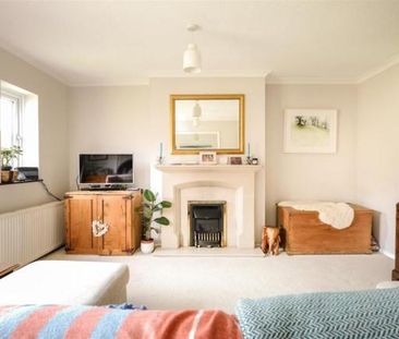 4 bedroom detached house to rent - Photo 1