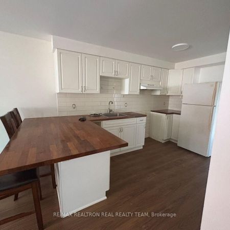 For Lease - 1129 Cannon Street Unit# #C1, Hamilton, Ontario - Photo 4