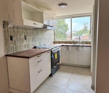 Departamento exterior en 3er piso completamento remodelado frente P... - Photo 4