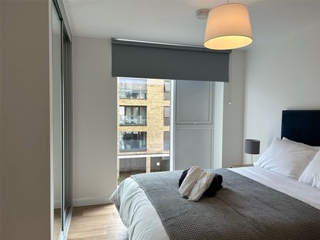 Spitfire Chase, Walton-on-Thames, Surrey, KT12 flat to rent - Photo 4