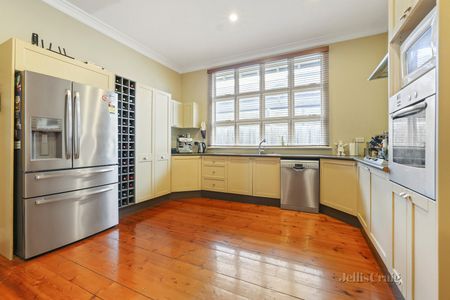 147 Warrigal Road, Cheltenham - Photo 5