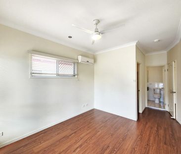 Comfortable 1 Bedroom Self-contained Studio (UPSTAIRS ONLY), Water ... - Photo 4