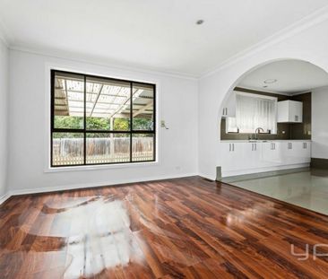 The Perfect Family Home! - Photo 4