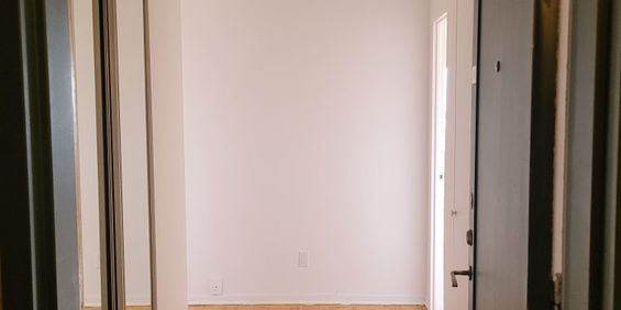 4 1/2 Chauffé, Eau Chaude, électros - Photo 3