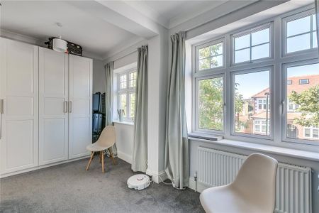 5 bedroom detached house to rent - Photo 3