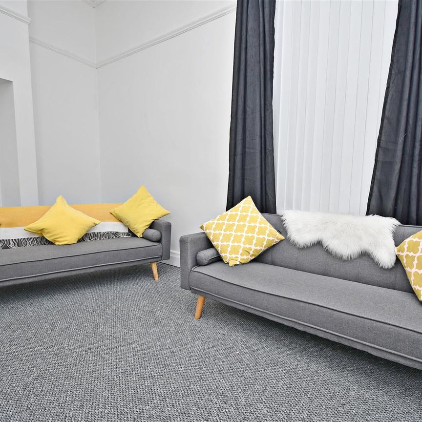 1 bed house share to rent in Christian Road, Preston, PR1 - Photo 1