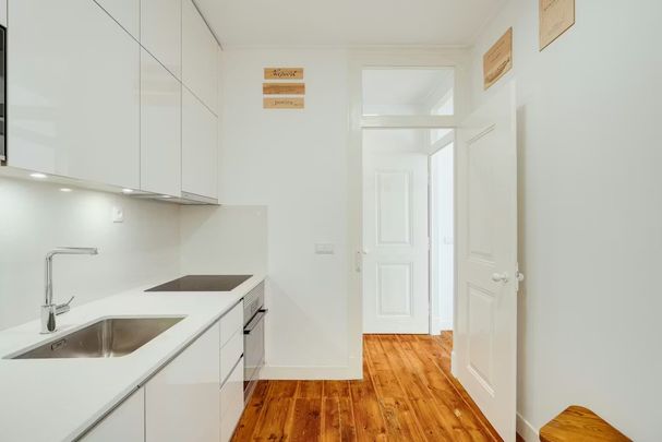 Rua dos Anjos, Lisbon, Lisbon 1170-016 - Photo 1