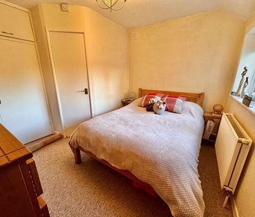 2 bedroom ground floor flat to rent - Photo 4