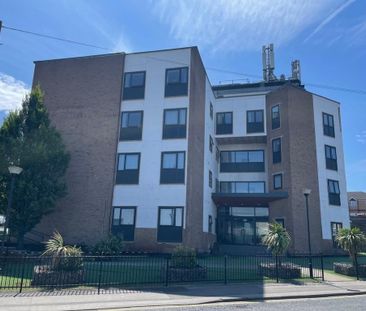 2 bedroom apartment to rent - Photo 2