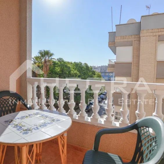 Alquiler de piso en Calle Bella Antonia, 1 - Photo 1