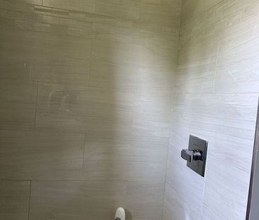 For Lease - 30 Collins Crescent Unit# Main, Aurora, Ontario - Photo 4