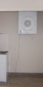 Modern 1 Bedroom Apartment! - Photo 3