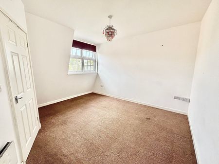 Wellington Passage, Wanstead, E11, London - Photo 2