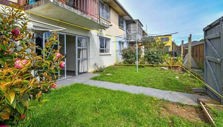 Welcome Home to Your Otahuhu Oasis! - Photo 5