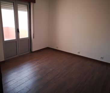 Apartamento T2 para arrendar na Parede, Cascais - Foto 2
