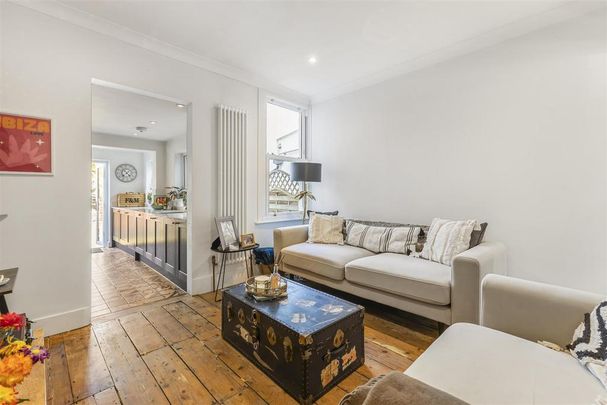 2 bedroom terraced house to rent - Photo 1