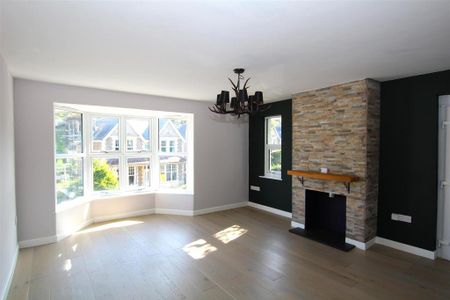 3 bedroom apartment to rent - Photo 2