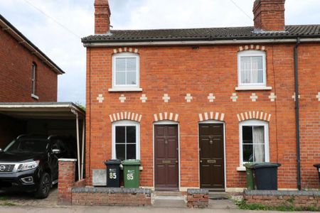 2 bedroom terraced house to rent - Photo 4