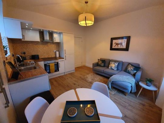 2 bedroom flat to rent - Photo 1