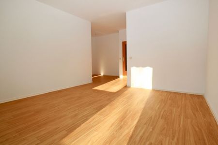 Mietwohnung • in Chemnitz • 3-Zimmer • mit Balkon • jetzt Besichtigung vereinbaren - Photo 2