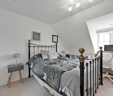 3 bedroom semi-detached house to rent - Photo 4