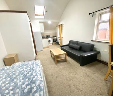 Studio flat to rent on - Photo 4