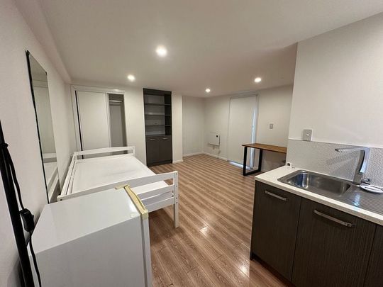 Modern Studio Separate entrance - all inclusive - Photo 1