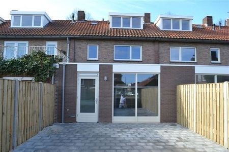 Te huur: Huis Burgemeester van Hooffln in Veldhoven - Photo 4