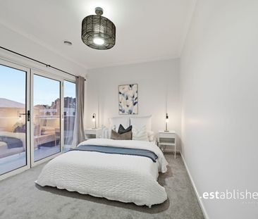 Lifestyle, Location & Convenience in the Heart of Point Cook - Photo 5