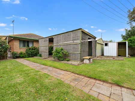 26 Clowes Street, Melton South - Photo 4