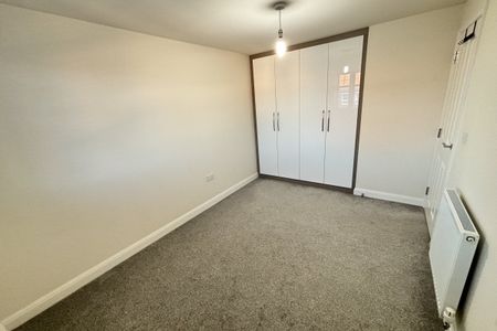 Lincoln Drive - Photo 5