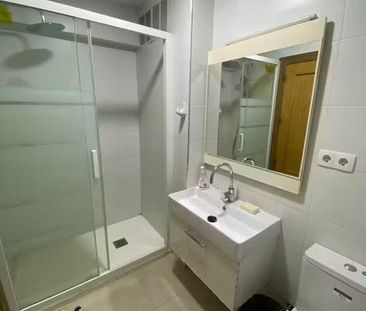 Carrer de Benifairó, Valencia, Valencian Community 46015 - Foto 4
