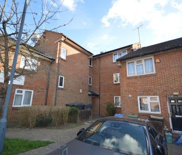 2 bedroom ground floor flat to rent - Photo 4