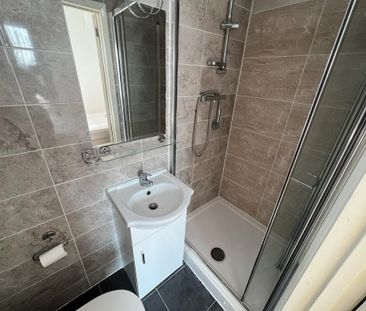 1 bedroom house of multiple occupation to rent - Photo 4