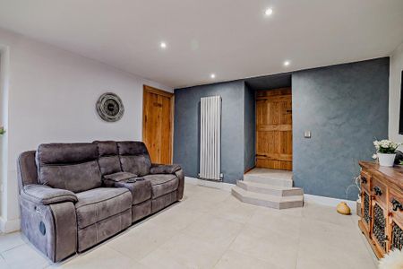 4 bedroom house to rent - Photo 3