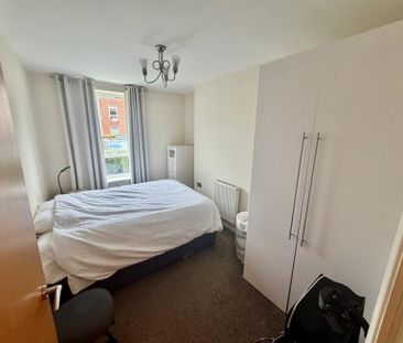 Romana Square, Altrincham - Photo 5