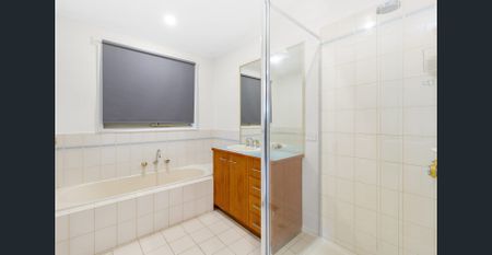 Beautifully updated home with SO MUCH PARKING! - Photo 2