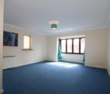 Bridge Court, Newhaven 2 bedroom flat to rent - Photo 1