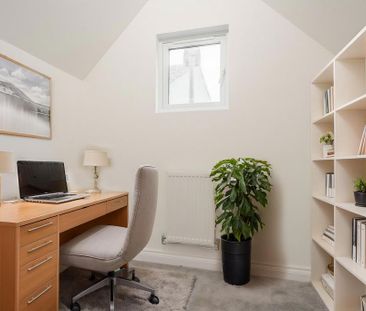 3 bedroom detached house to rent - Photo 3