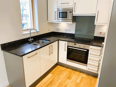 2 bedroom apartment to rent - Photo 5