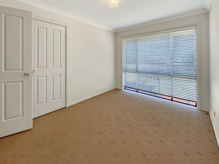4 Bedroom home in Orana Heights - Photo 5