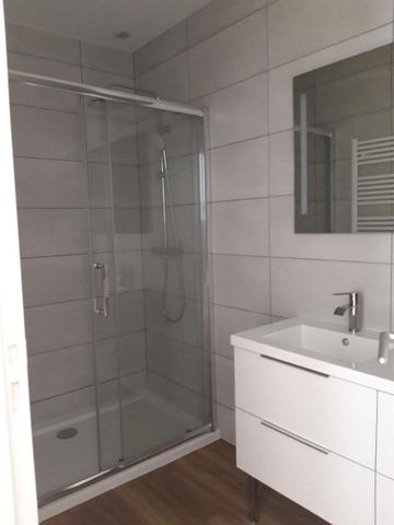 Location Appartement 4 pièces 76m² BORDEAUX 33800 - Photo 4