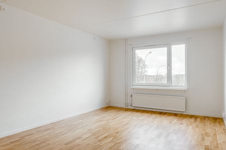 Bregårdsgatan, Karlskoga - Photo 2