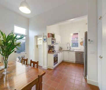 21 Normanby Road, Caulfield North VIC 3161 - House For Rent | Domain - Photo 5