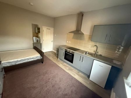 Great Avenham Street, Preston - Photo 3