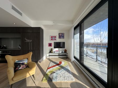 Condo de luxe de 2 chambres offert en location complètement meublé - Photo 2