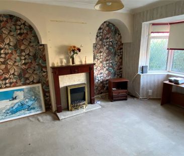 Princess Crescent, Chickenley, Dewsbury, West Yorkshire, WF12 - Photo 4