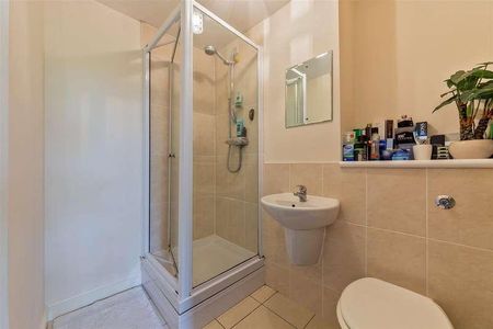 Coopers Green Lane, Hatfield, AL10 - Photo 2